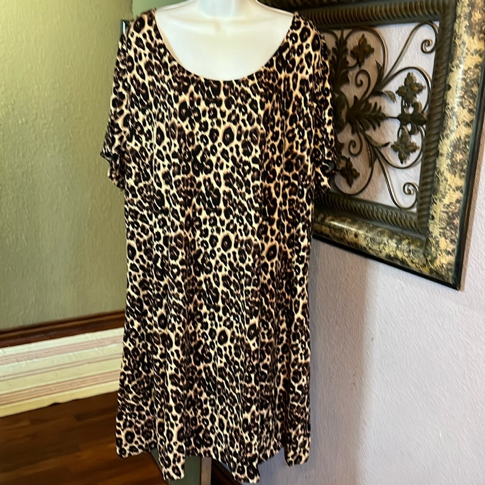 Ellos Dress Short Sleeved- NWOT animal print Sz 2X